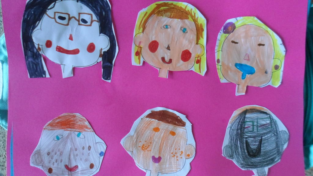 Idem et pas pareil Les écoles maternelle et élémentaire d