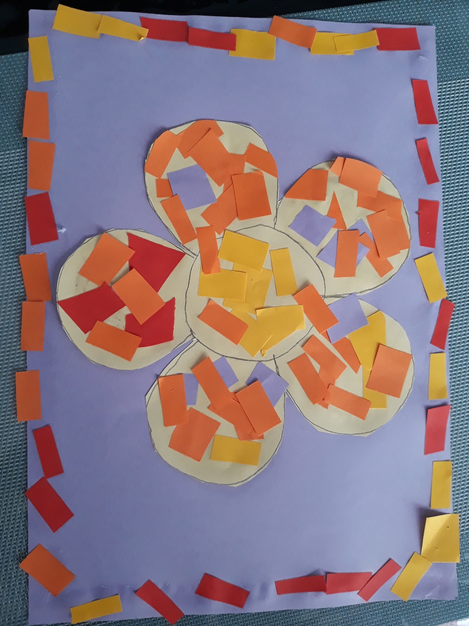 Découpage et collage les fleurs Ecole primaire Léo Lagrange de Châtellerault