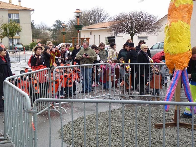 Carnaval de l'école Le RRS de RoumazièresLoubert